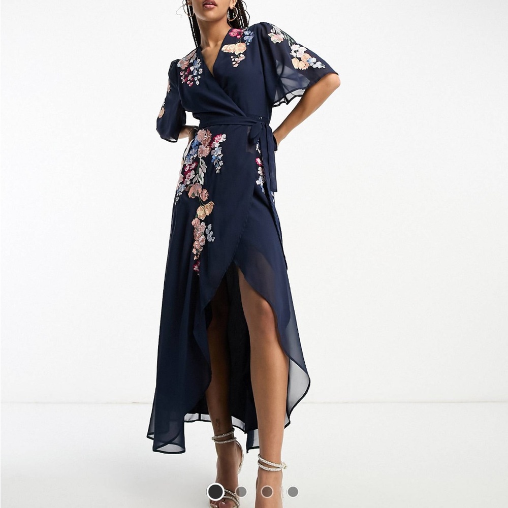 ASOS never worn NWT Hope and Ivy puff sleeve embroidered midi wrap dress size 8